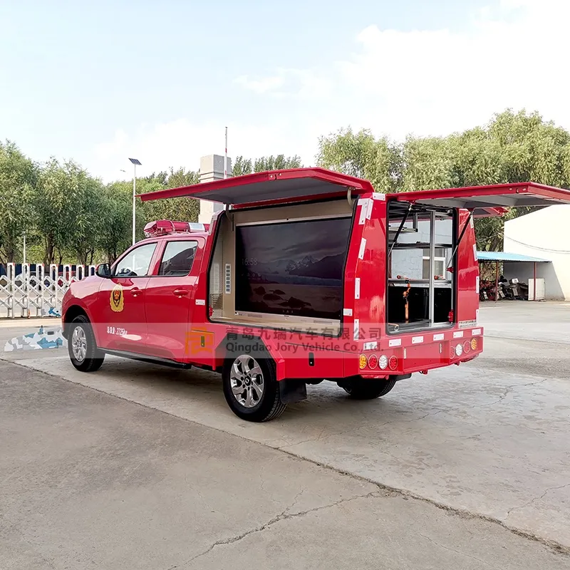 緊急救助用エンジニアリング機器を備えた真新しい多機能通信車両4X4